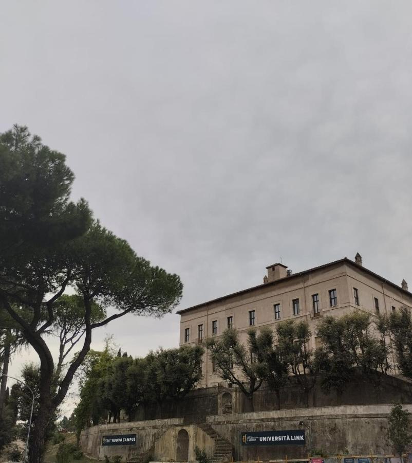Vaticano & Villa Pamphilj Studio Roma Exterior foto